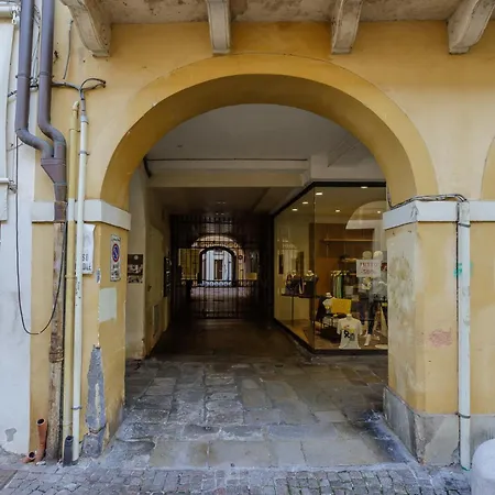 Yourbanflat Piazza Dei Signori 2 Apartment *