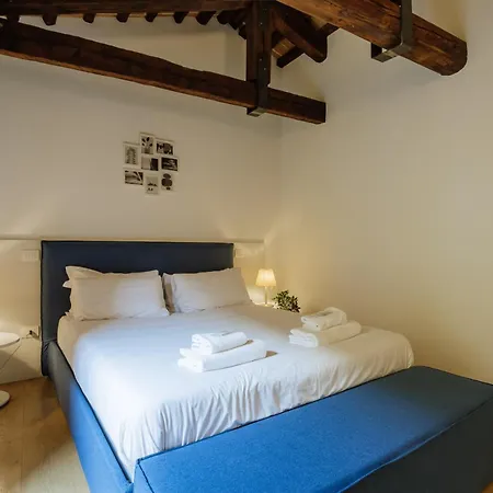 Yourbanflat Piazza Dei Signori 2 Apartment *