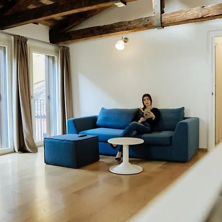 Apartmán Yourbanflat Piazza Dei Signori 2 *